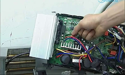 东湖美的空调电话是多少